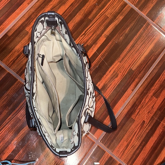 Coach shoulder bag - Picture 4 of 10